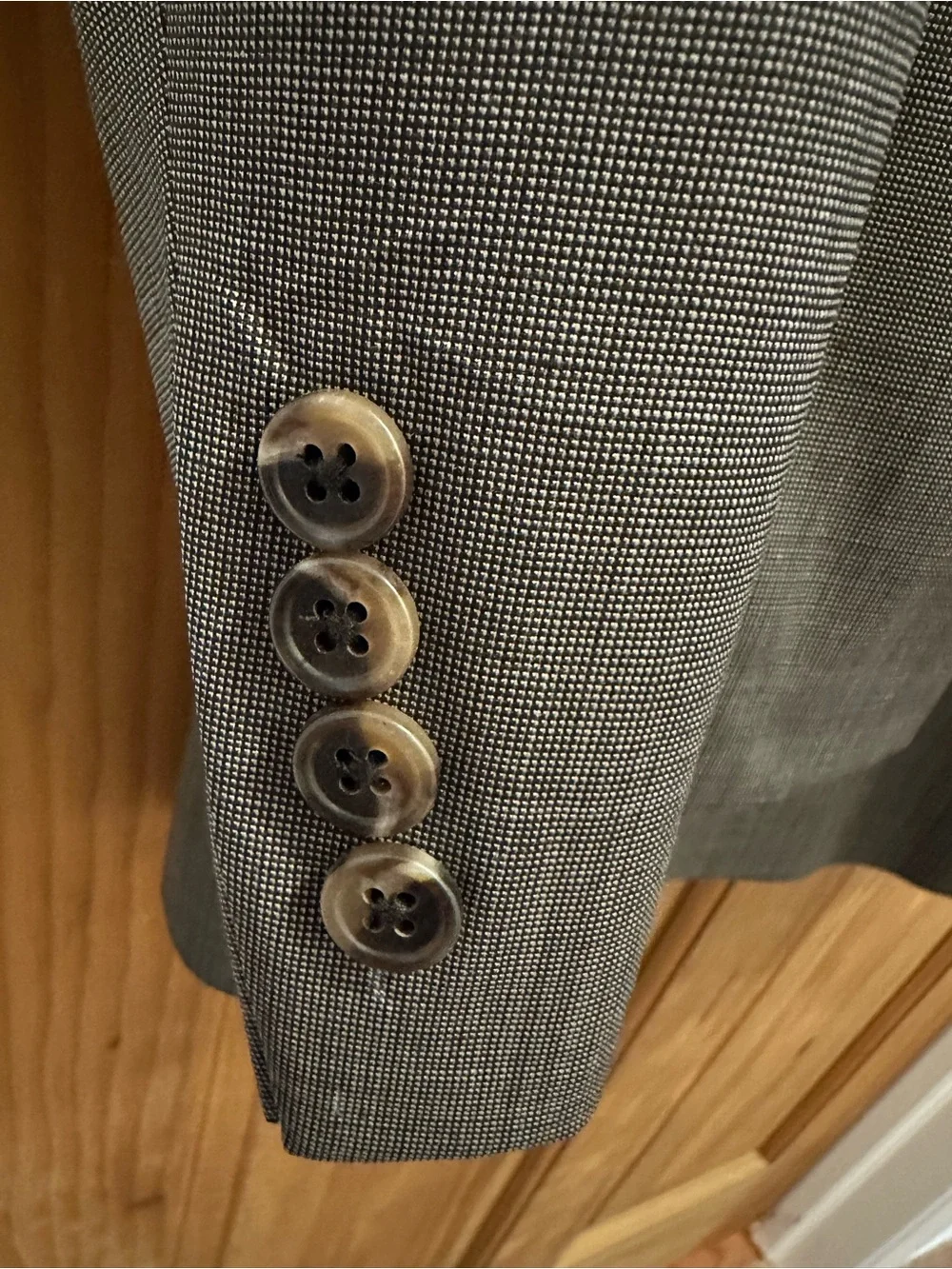 Joseph Abboud Men's Gray Two-Button Sport Coat - Picture 2 of 8